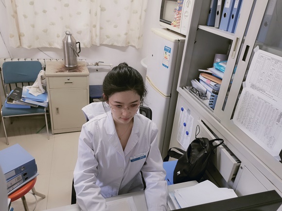 整形外科医院设备处 董琳琳